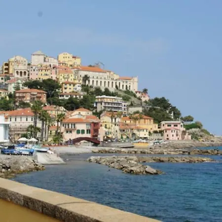 Maison De Vacances Avec Grande Terrasse Ombragee