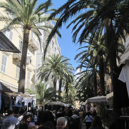 Maison De Vacances Avec Grande Terrasse Ombragee Imperia