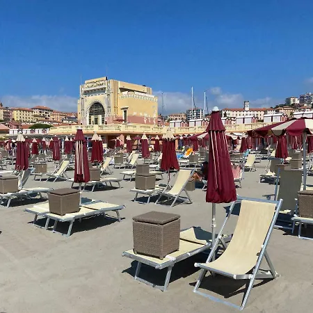 Maison De Vacances Avec Grande Terrasse Ombragee *