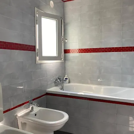 Tatil Evi Maison De Avec Grande Terrasse Ombragee