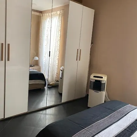 Maison De Vacances Avec Grande Terrasse Ombragee Holiday home Imperia